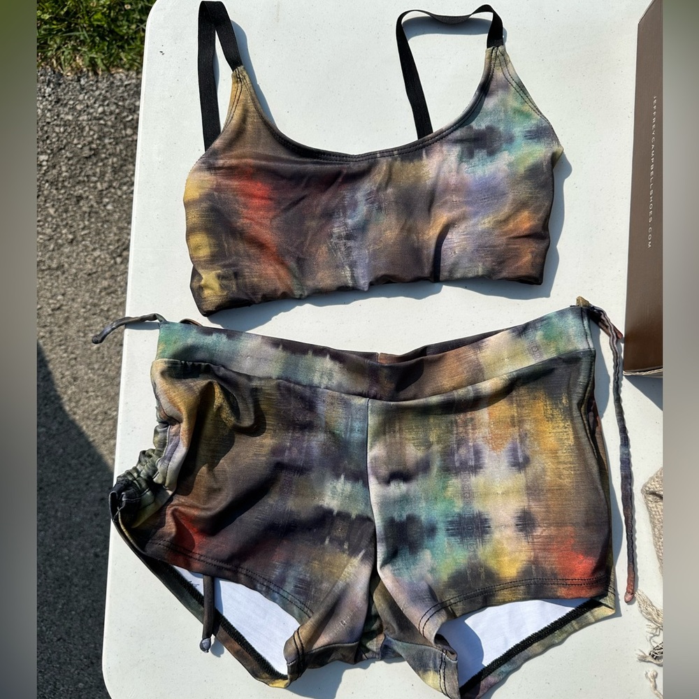Onzie Two Piece Workout Set